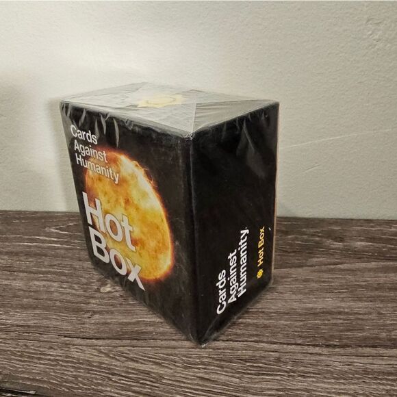 Cards Against Humanity: Hot Box 🌞 NEW!!! - Picture 2 of 4